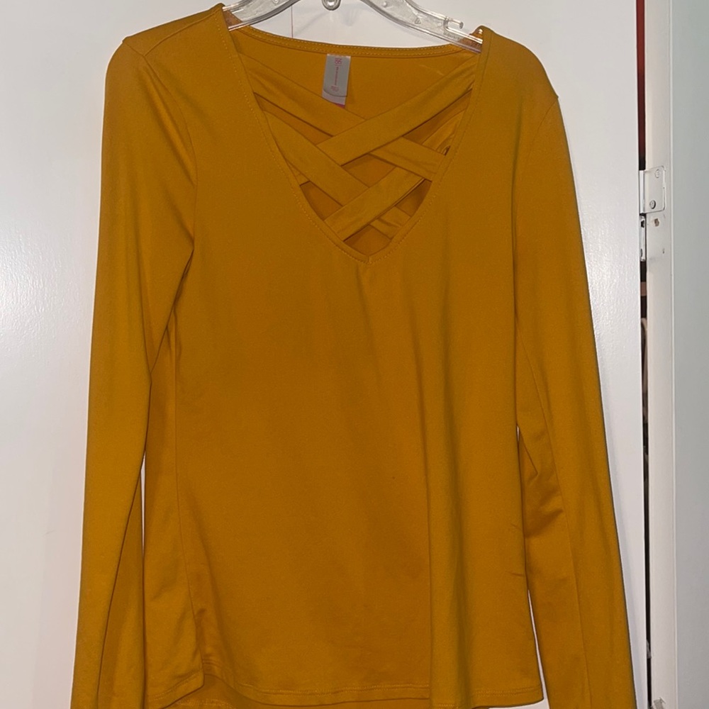 Mustard color never worn long sleeve shirt